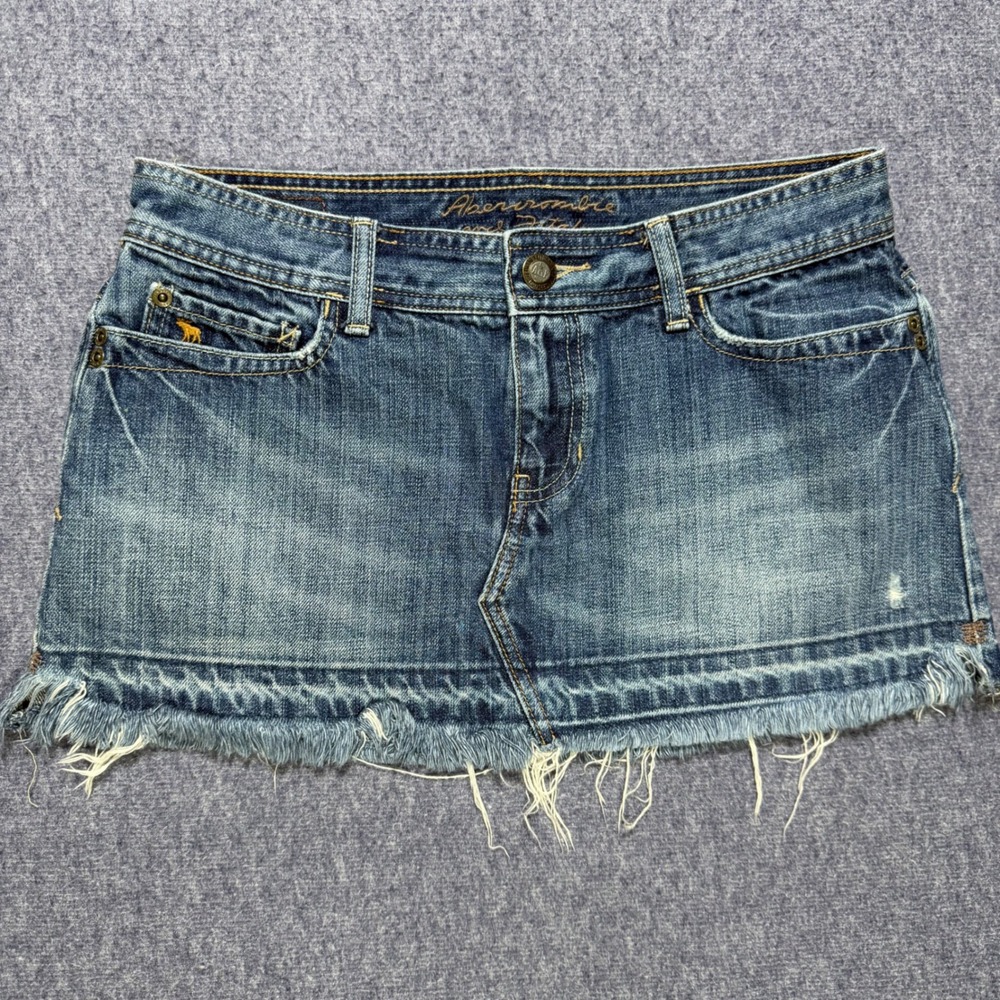 Abercrombie & Fitch Y2K Denim Mini Skirt Blue Distressed Frayed Hem Size 4